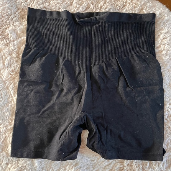 Spandex Maternity Short H&M Mama Black - Picture 4 of 4